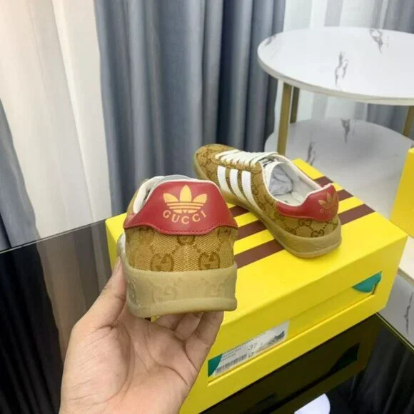 Adidas x Gucci Gazelle Sneaker Tan Monogram - Picture 8 of 8